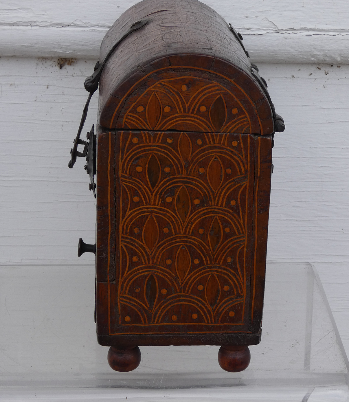 Dome Top Box
