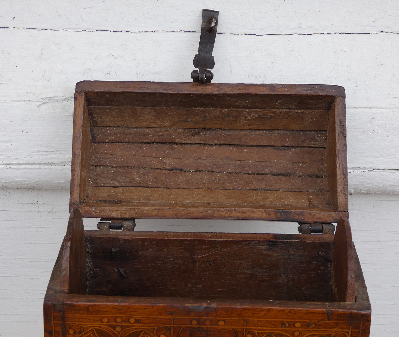 Dome Top Box