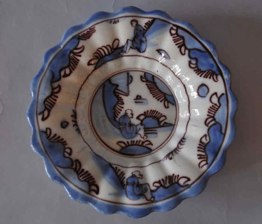 Scalloped Tin Glazed Plate