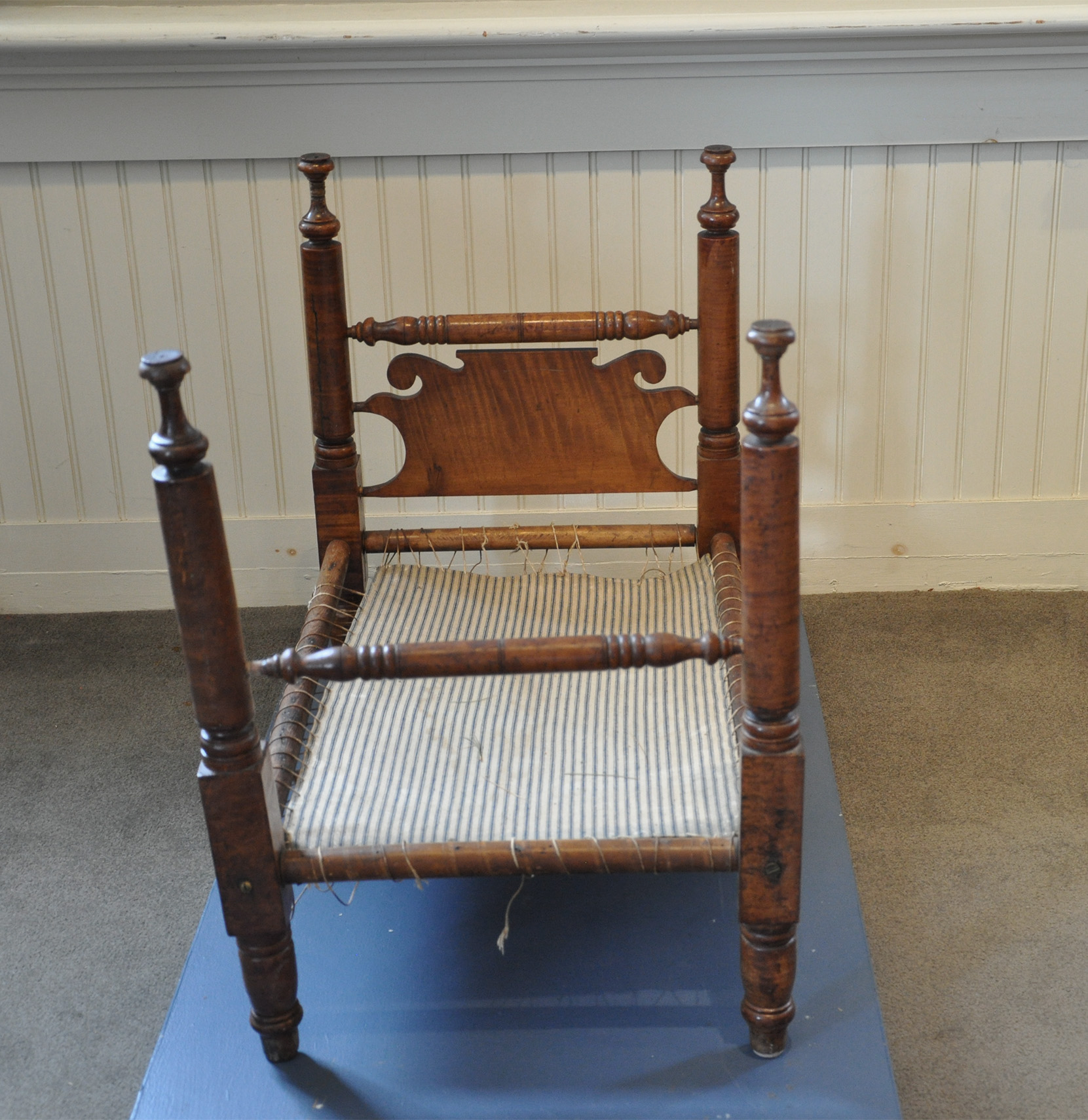 Tiger Maple Doll's Bed